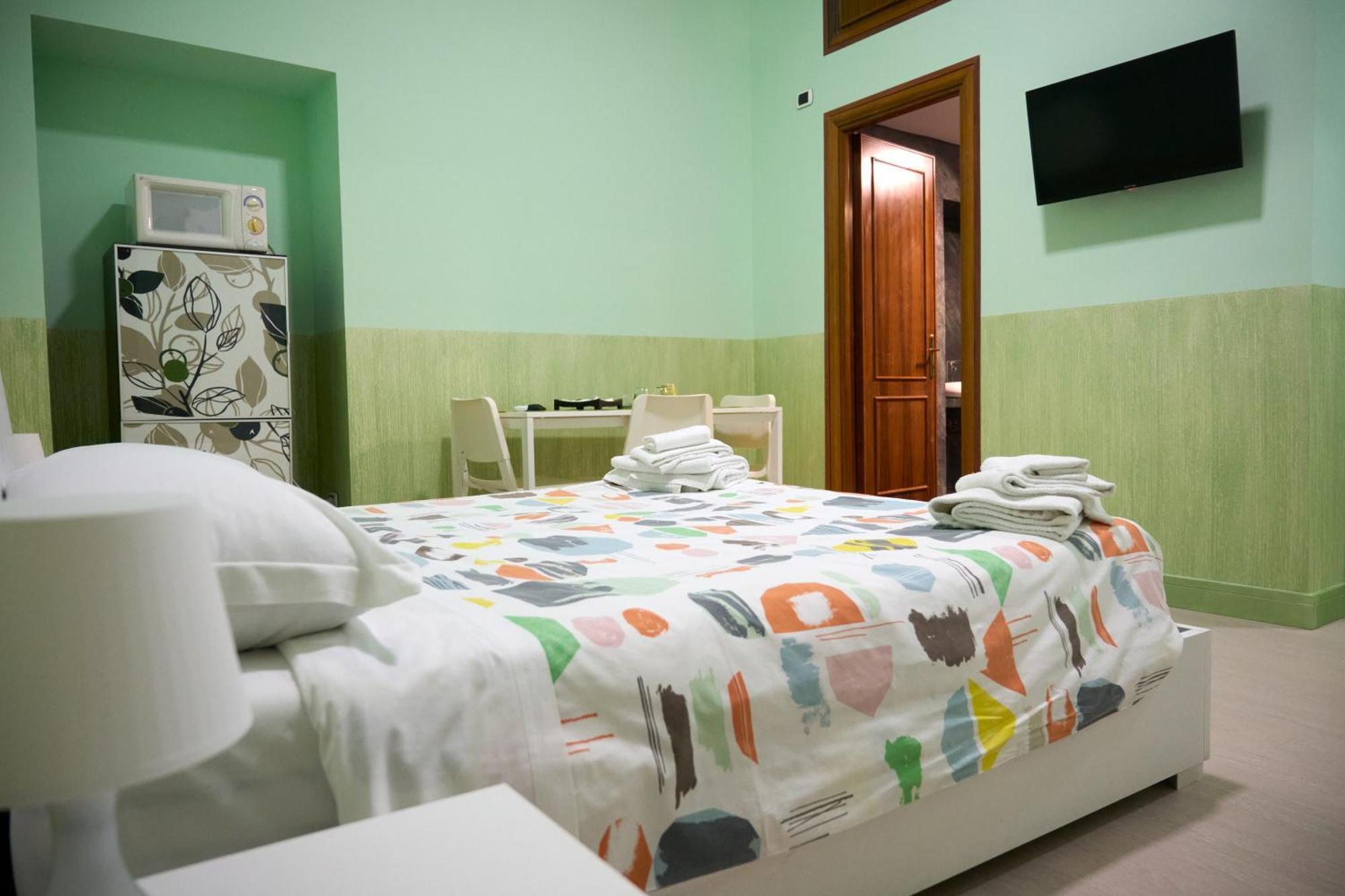 On The Rainbow B&B Roma Eksteriør bilde